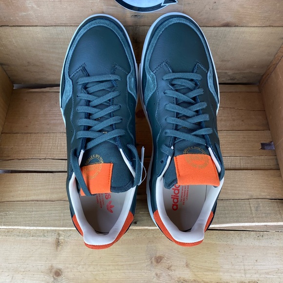 *SOLD* Men’s Adidas Supercourt Athletic Shoes Sneakers - Picture 5 of 8